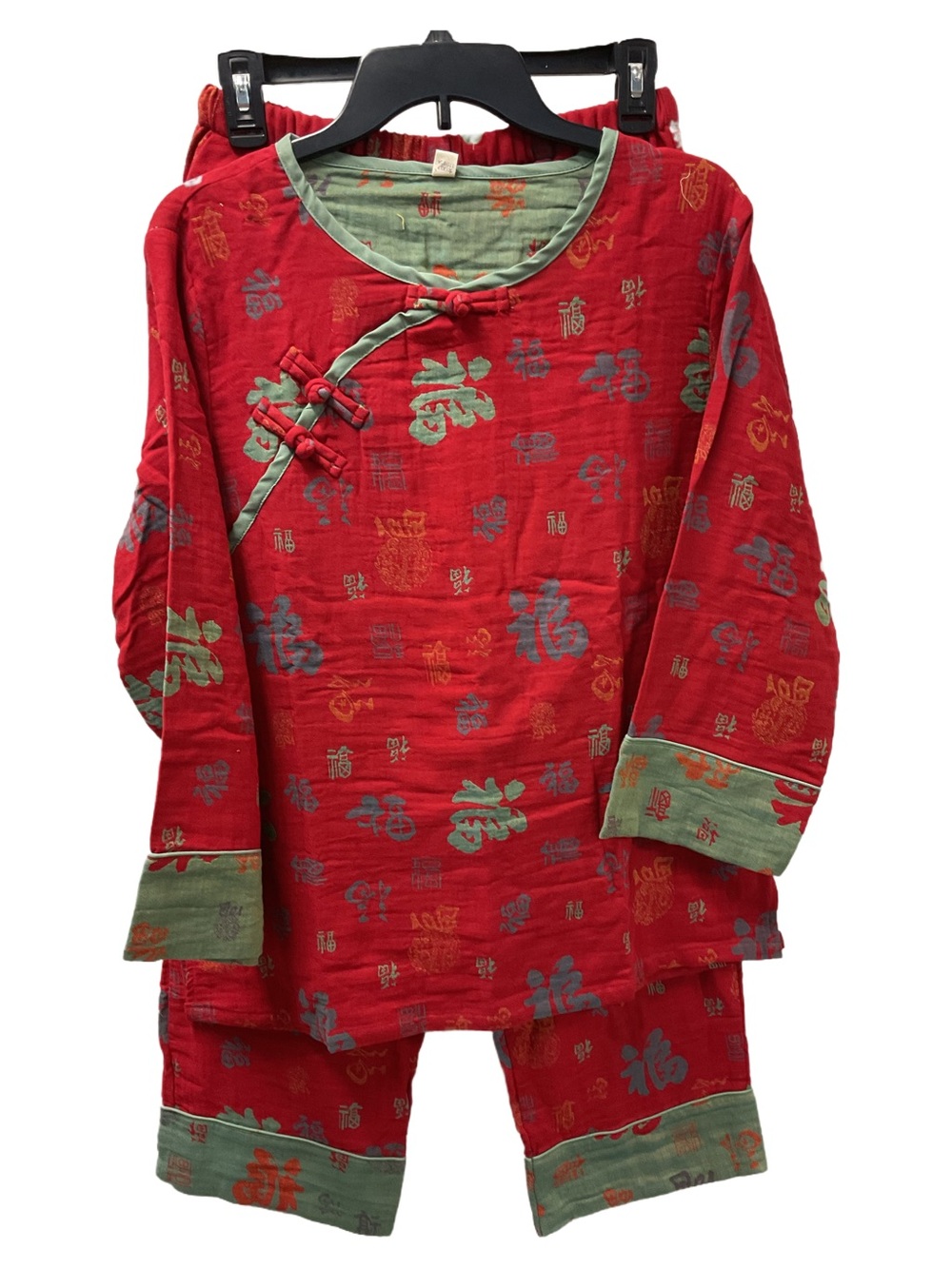 Women's Red & Green Pajama/Lounge Set with 2 Thin Layers of Cotton